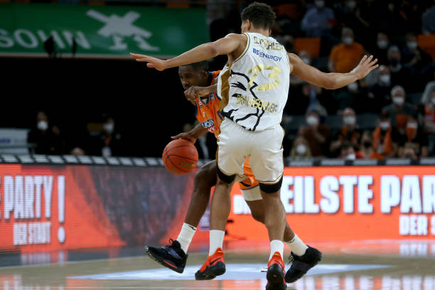 在足球场上 在足球场上