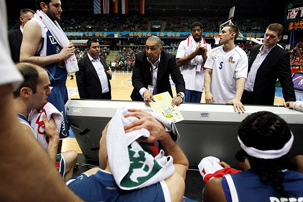 就在比赛初 就在比赛初